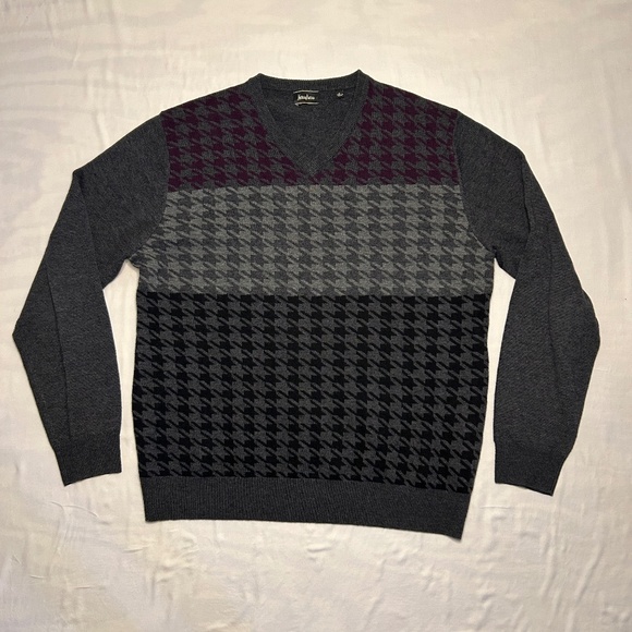 Neiman Marcus Other - Neiman Marcus Sweater Men’s XL Gray Maroon Houndstooth Merino Wool Blend Grandpa
